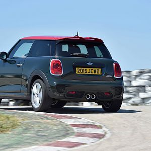 2015_MINI_John_Cooper_Works_084
