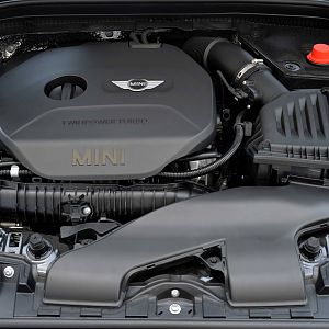 2015_MINI_John_Cooper_Works_087