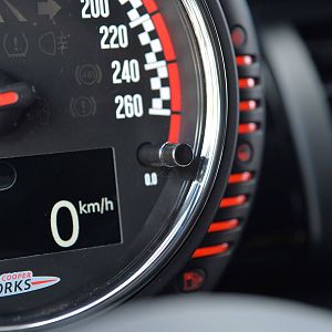 2015_MINI_John_Cooper_Works_091