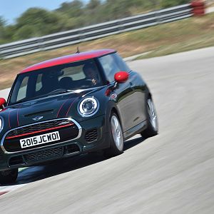 2015_MINI_John_Cooper_Works_094