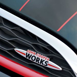 2015_MINI_John_Cooper_Works_097