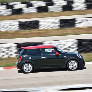 2015_MINI_John_Cooper_Works_102