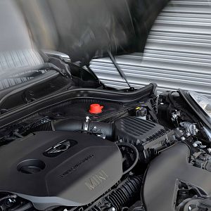 2015_MINI_John_Cooper_Works_114