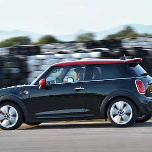 2015_MINI_John_Cooper_Works_136
