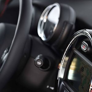 2015_MINI_John_Cooper_Works_181