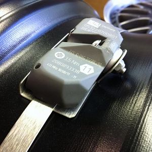 TPMS Install 006