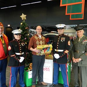 toysfortots2012pic3