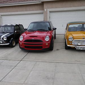 The Trio - March 6, 2013
1964 Austin Cooper MkI - 2005 R53 Cooper S - 1970 Austin Mini Cooper S MkII