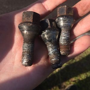 bolts- from the bad wheel hub completely stripped