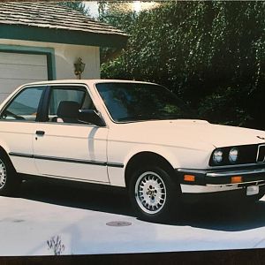 '84 BMW 318i