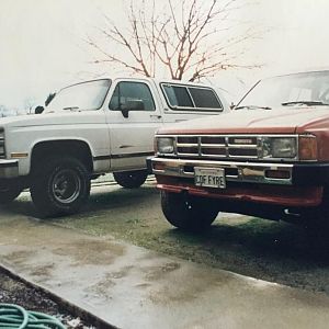 1990 Chevy K1500 Blazer
1986 Toyota 4Runner