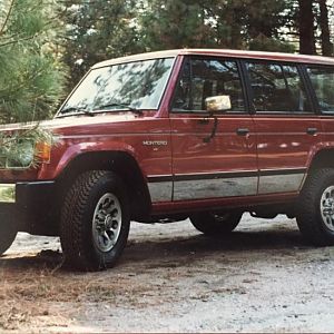 1992 Mitsubishi Montero LS