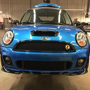 My Floating car as installed the JCW Aero kit