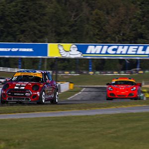 MINI JCW Continental Tire 2017 - 3.jpg