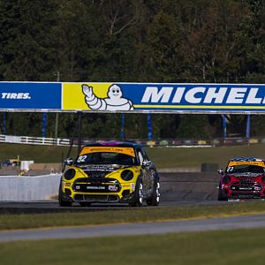 MINI JCW Continental Tire 2017 - 7.jpg
