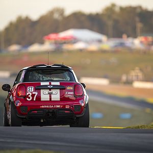 MINI JCW Continental Tire 2017 - 27.jpg
