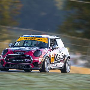 MINI JCW Continental Tire 2017 - 30.jpg