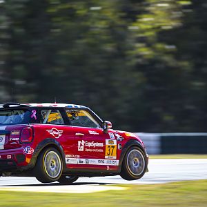 MINI JCW Continental Tire 2017 - 41.jpg
