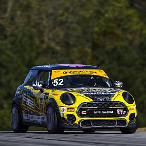 MINI JCW Continental Tire 2017 - 46.jpg