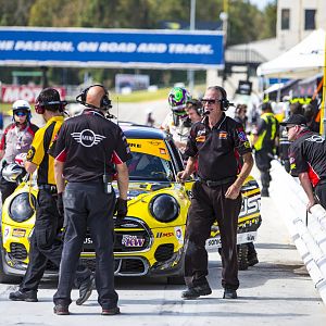MINI JCW Continental Tire 2017 - 67.jpg