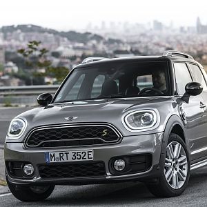 2018 New York Auto Show 38