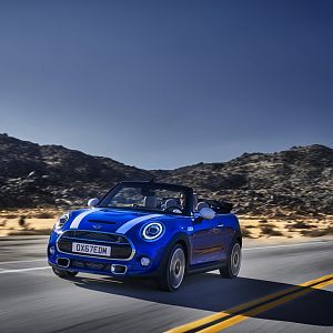 2018 New York Auto Show Pics 2 45