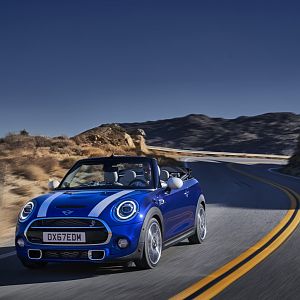 2018 New York Auto Show Pics 2 43