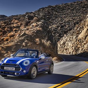 2018 New York Auto Show Pics 2 39