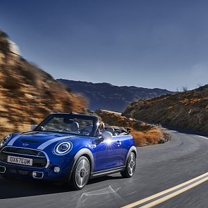 2018 New York Auto Show Pics 2 37