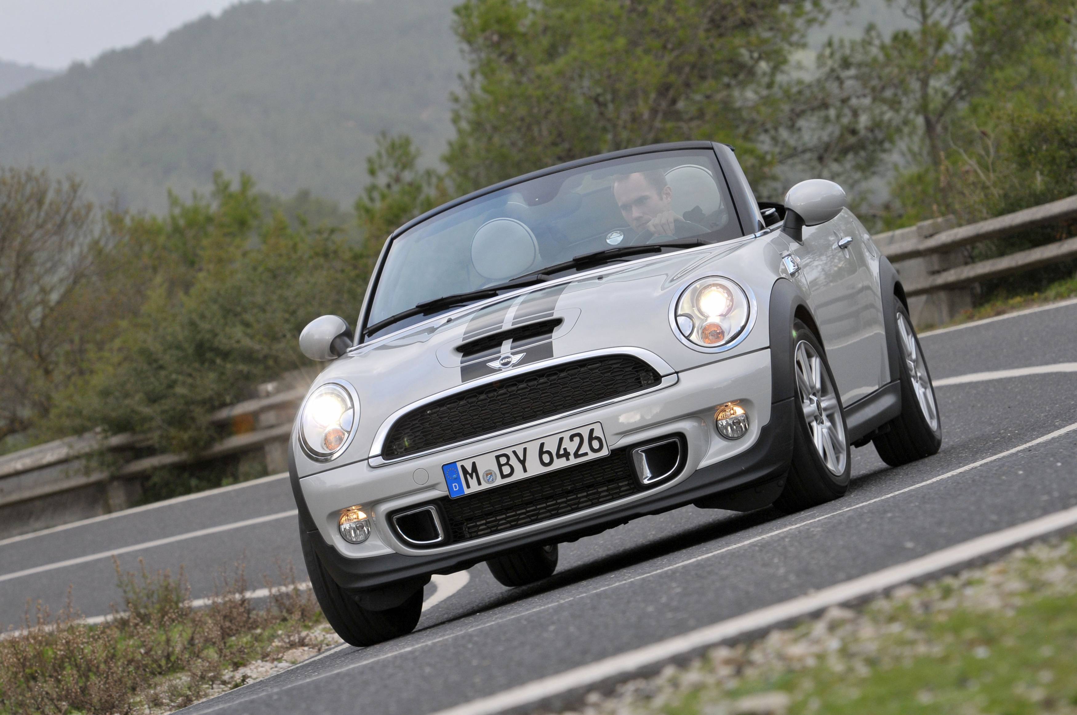 2012-MINI-Roadster-029