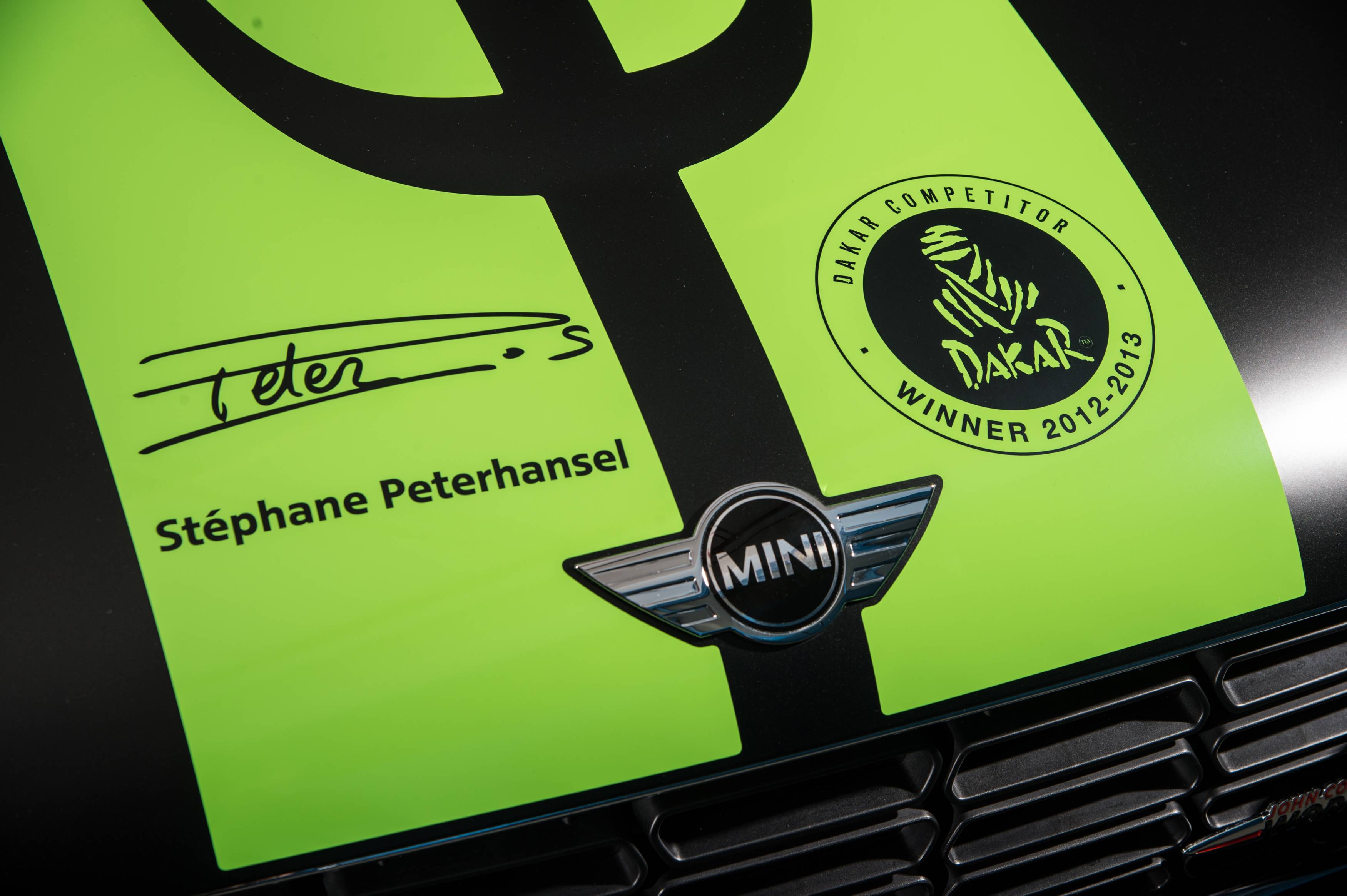 2013_MINI_John_Cooper_Works_Countryman_ALL4_Dakar_Special_Edition_013