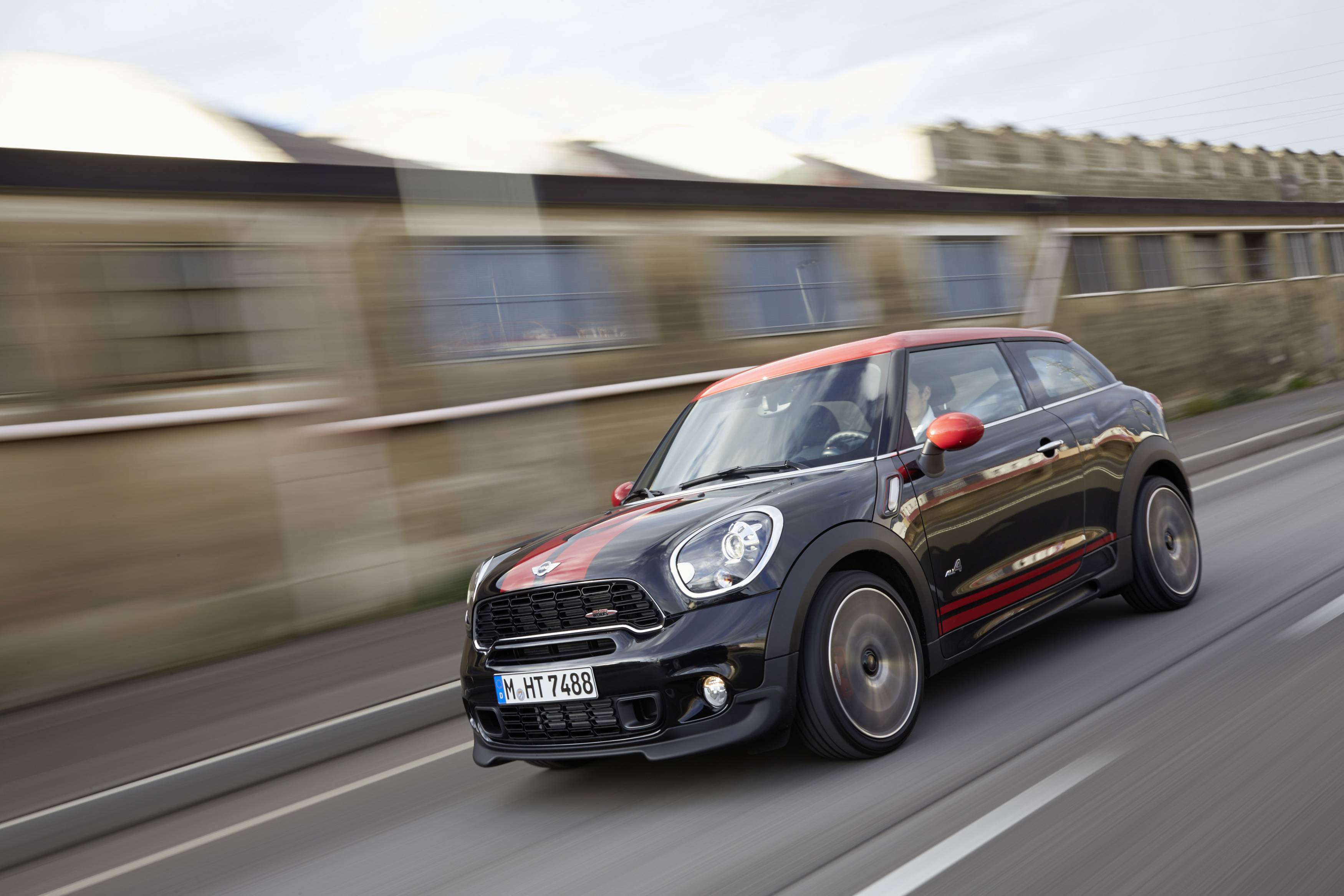 2013_MINI_John_Cooper_Works_Paceman_169