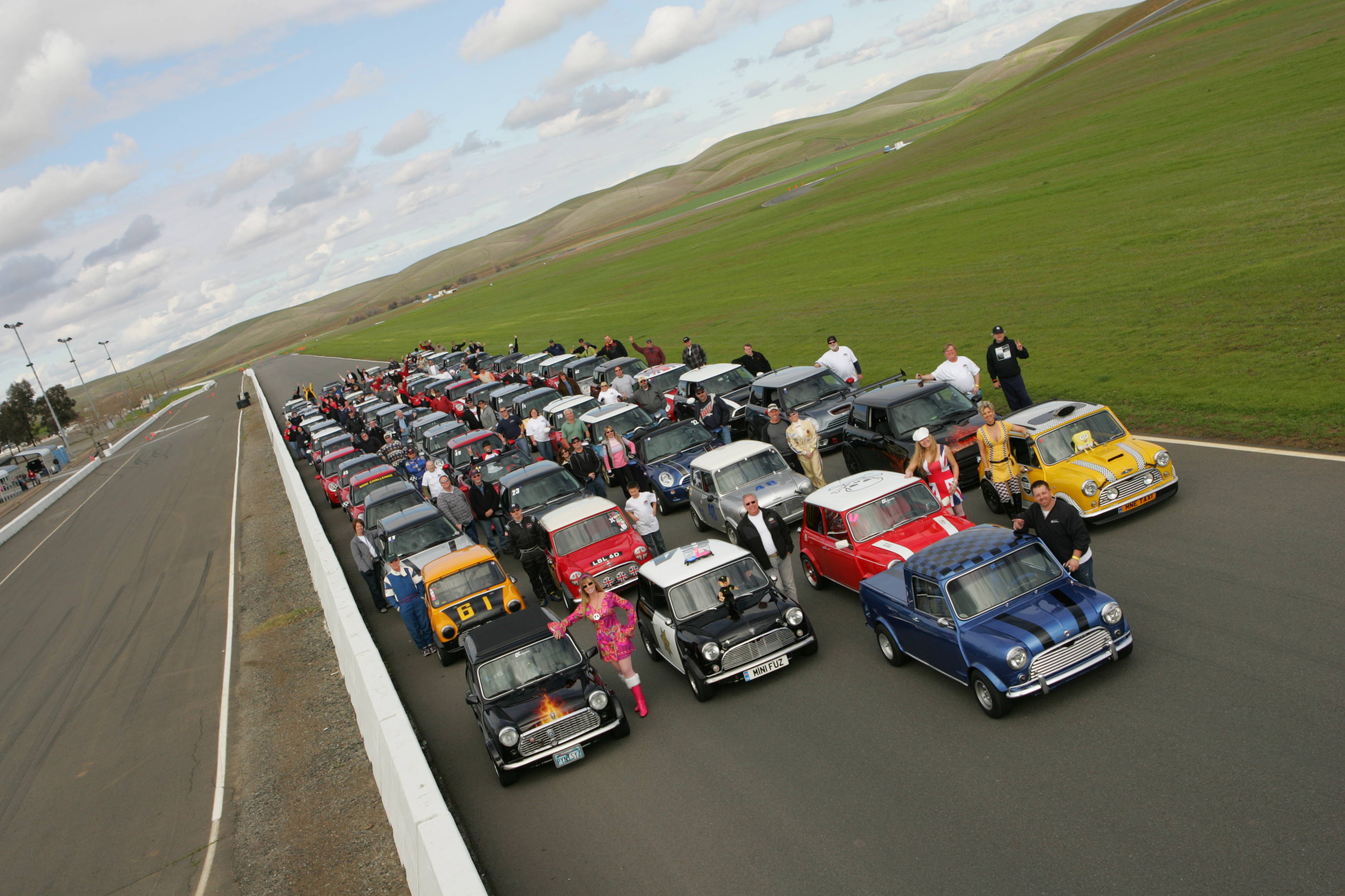 Group Photo MINI Thunder II