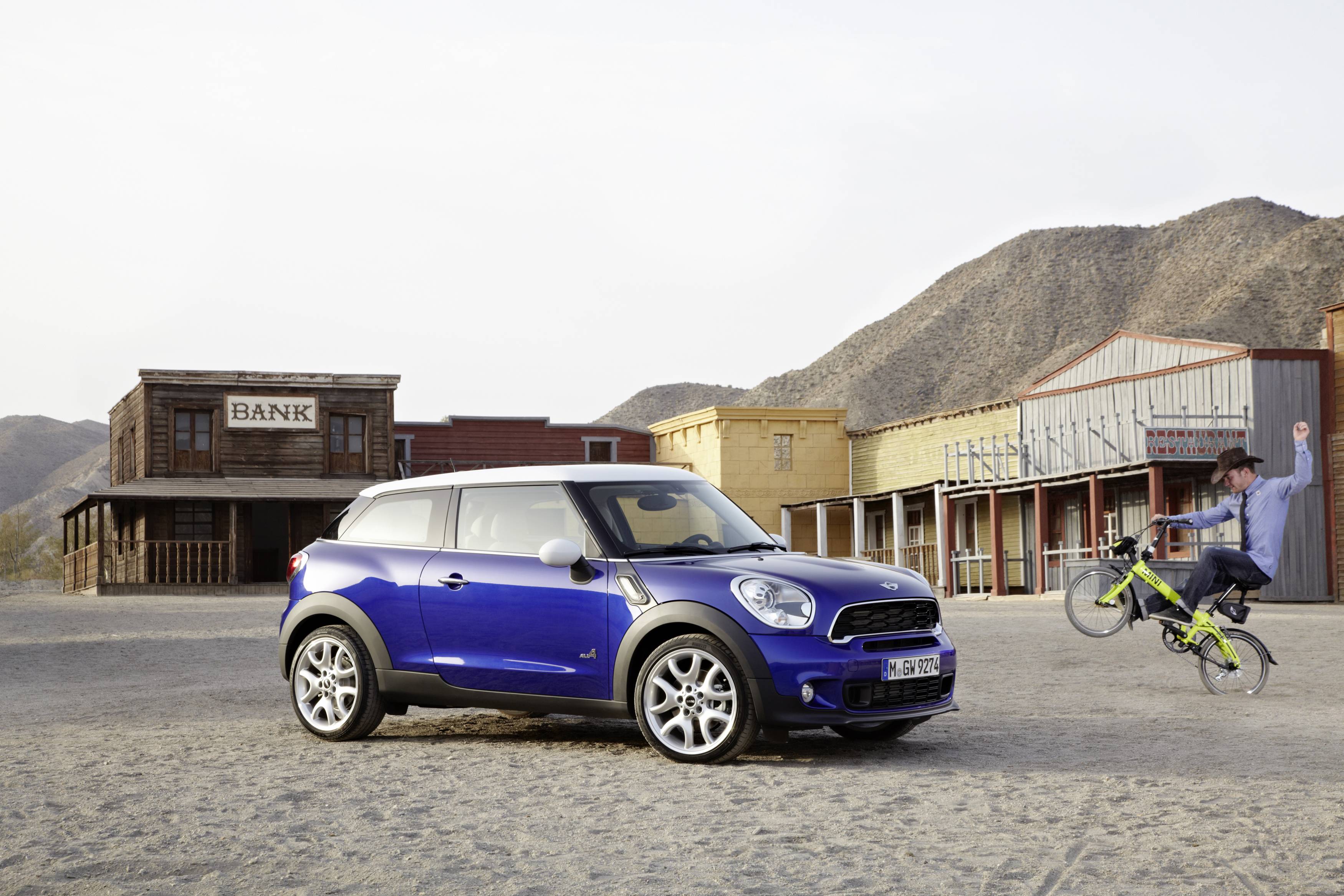 MINI-2013-Paceman_052