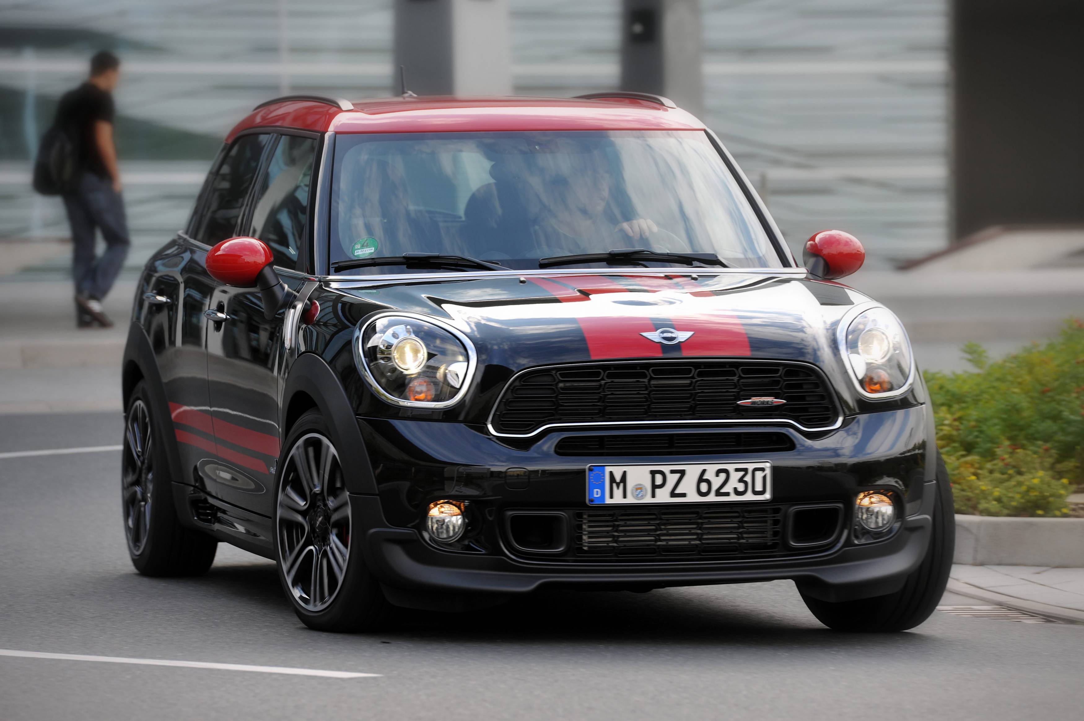 Mini cooper r60. Мини Купер r60. Countryman r60. Mini Cooper Countryman Джон Купер Воркс 2012. Mini r60 JCW.