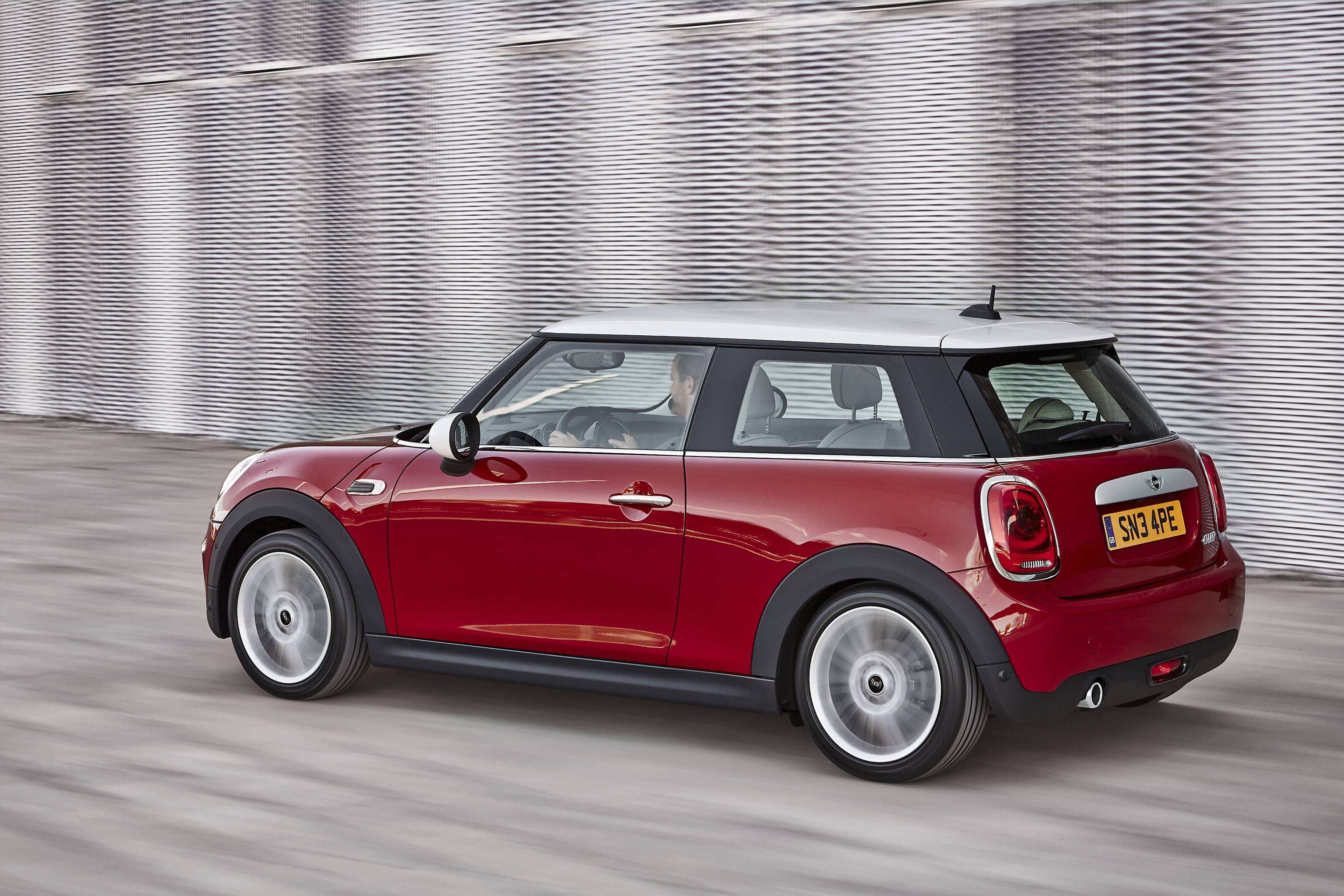 MINI_2014_F56_LA_008