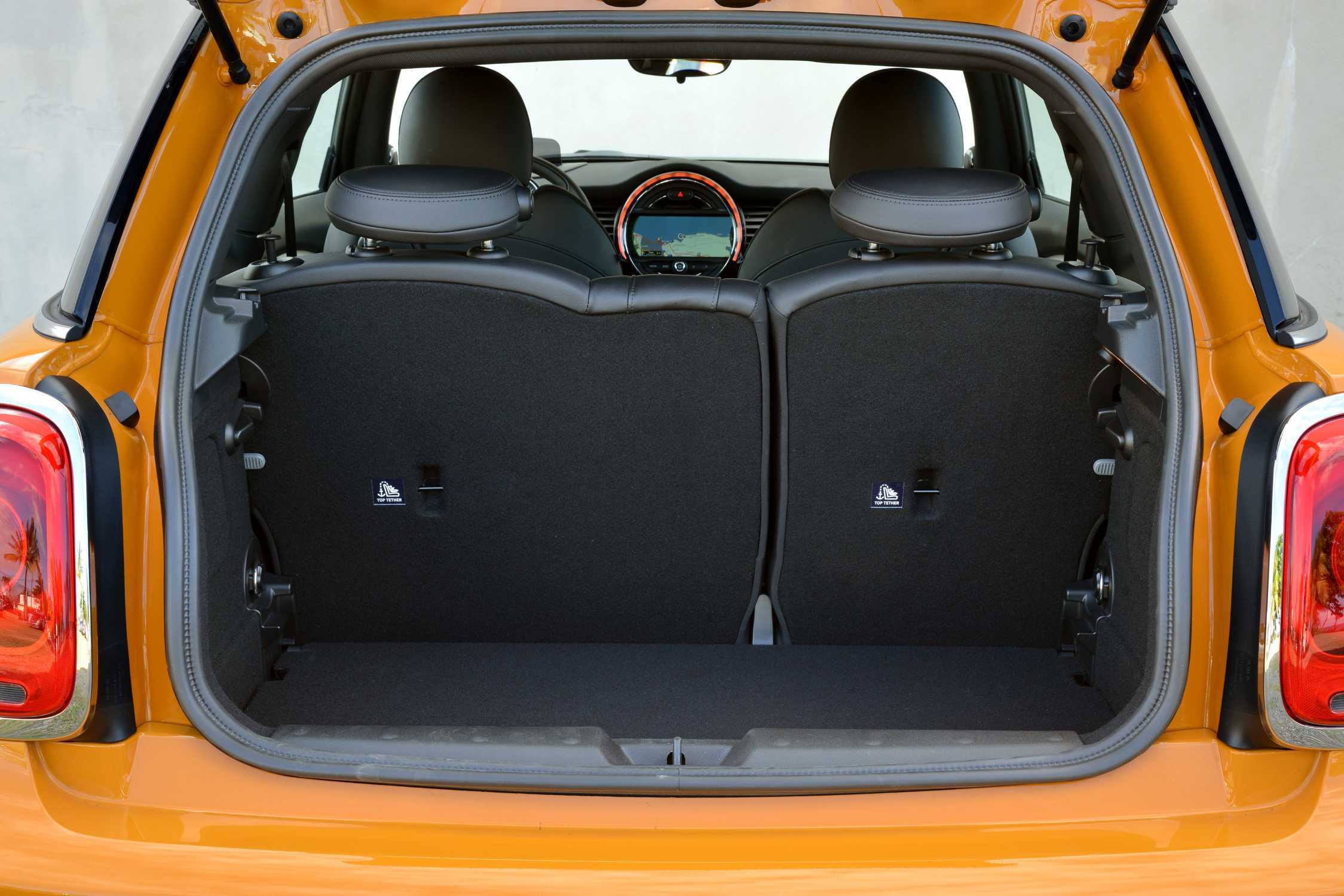 MINI_F56_Cooper_S_055