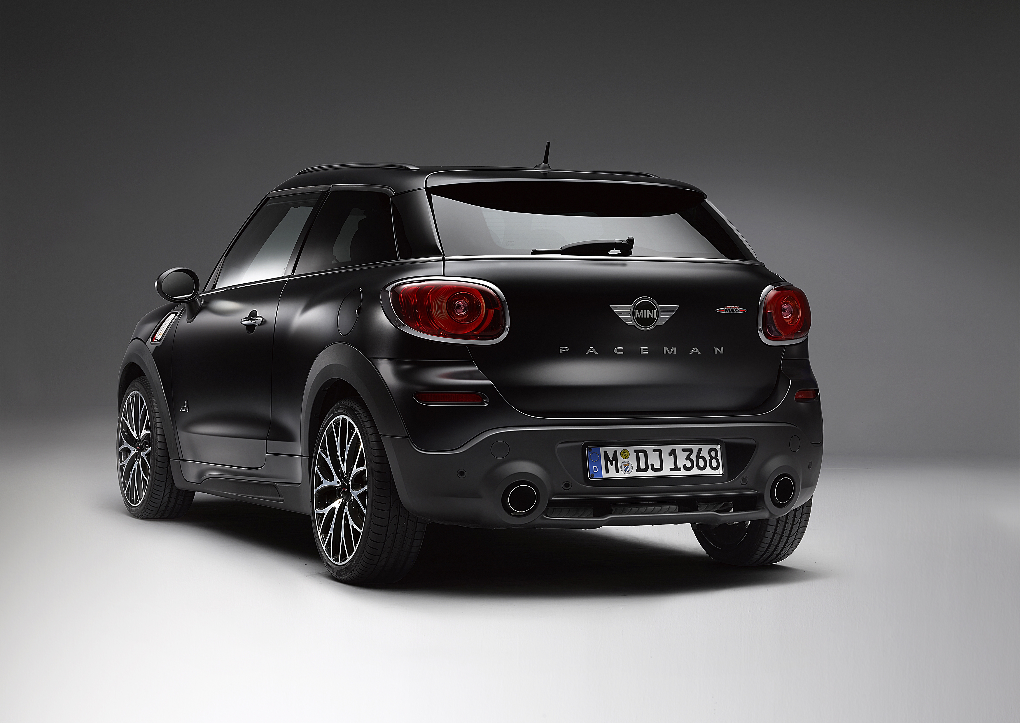MINI_Frozen_Black_Paint_001