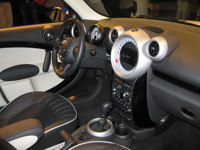 Nice and roomy inside.......